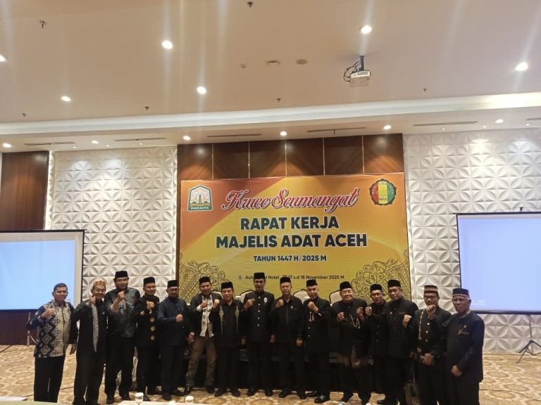 Menjadikan Adat Sebagai Identitas Antropologis Rakyat Aceh