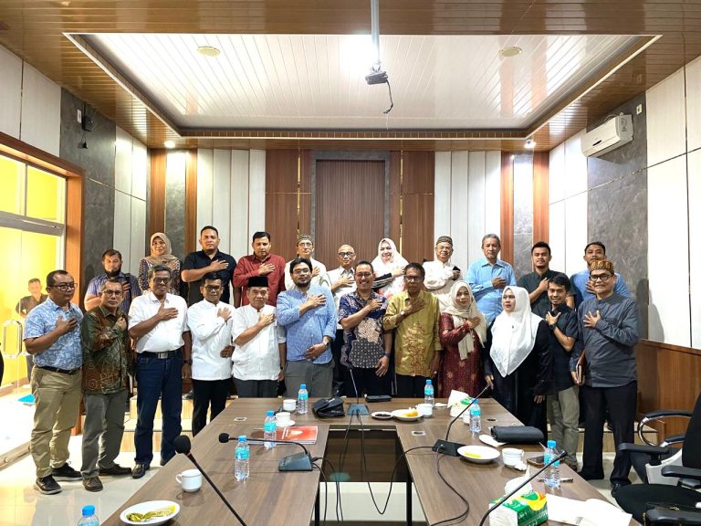 Densus 88 AT Wilayah Aceh Silaturahmi ke MAA: Sinergi Pencegahan Ekstremisme Melalui Pendekatan Adat
